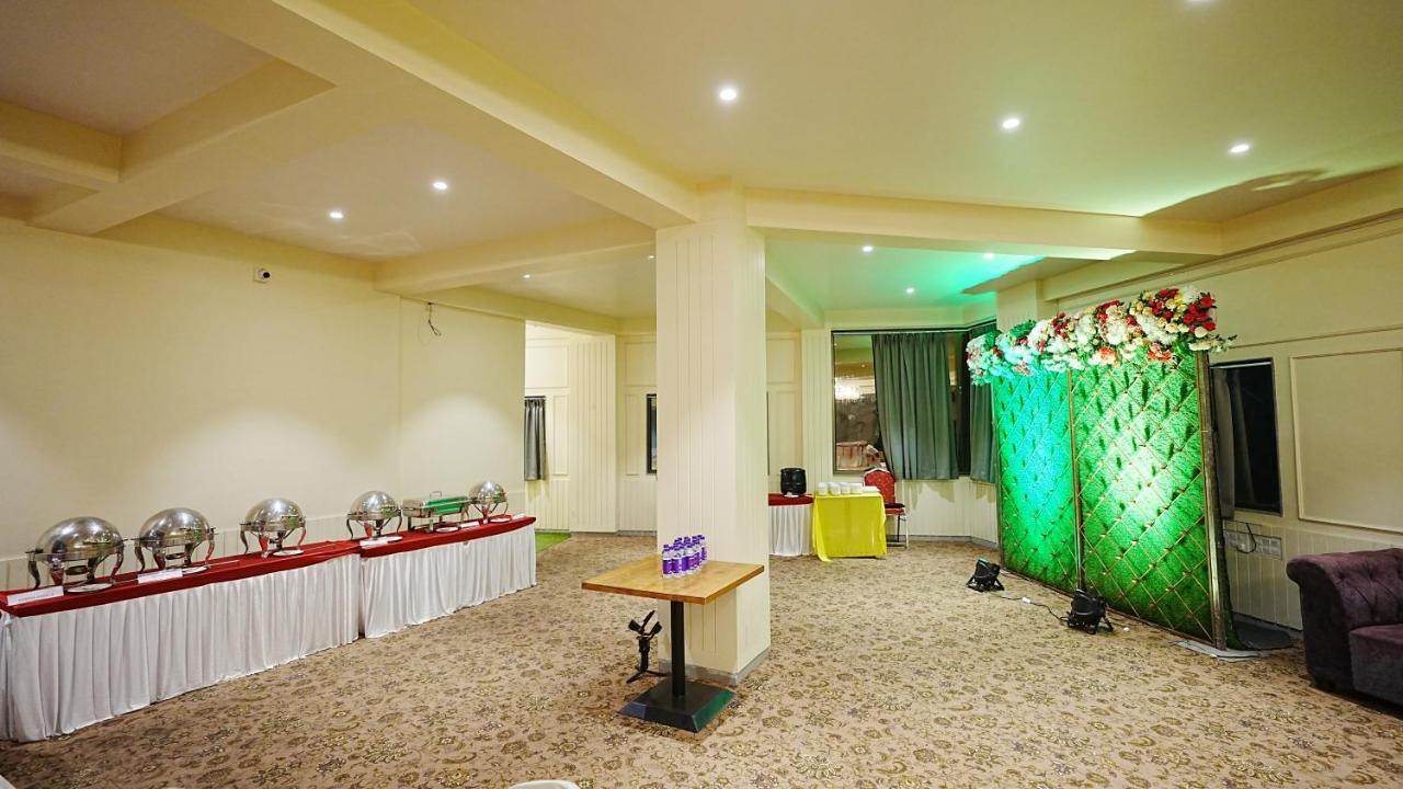 L P Regency, Pune Exterior photo