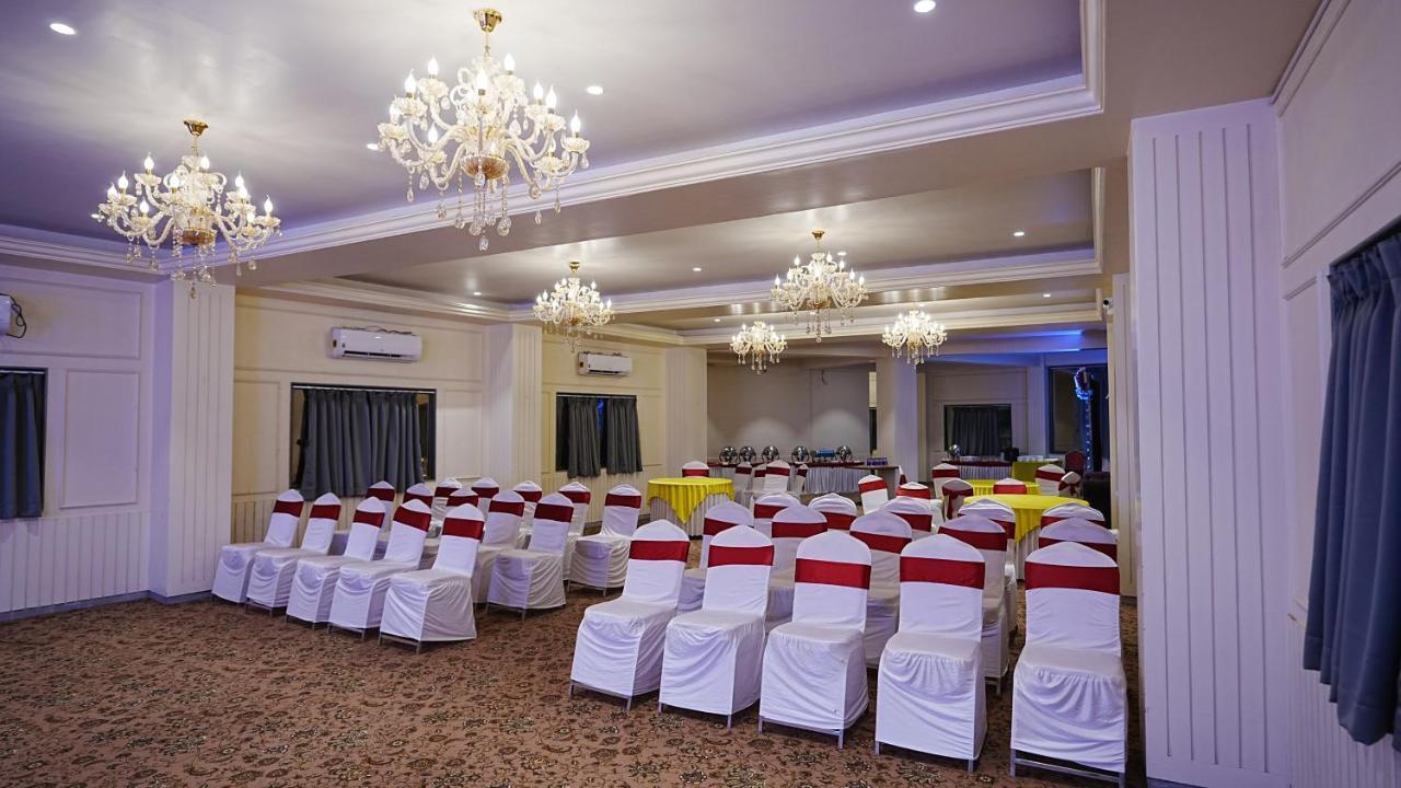 L P Regency, Pune Exterior photo