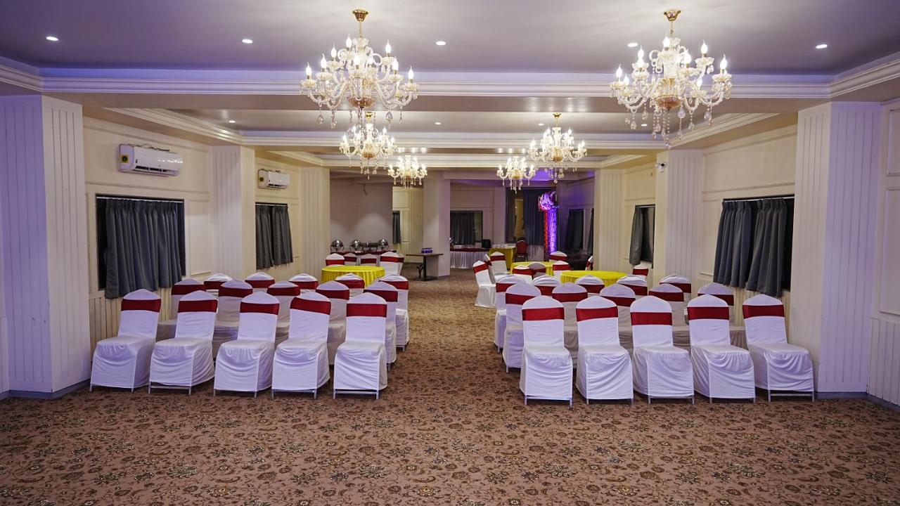L P Regency, Pune Exterior photo