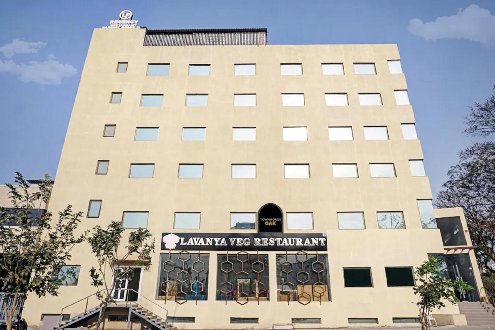 L P Regency, Pune Exterior photo